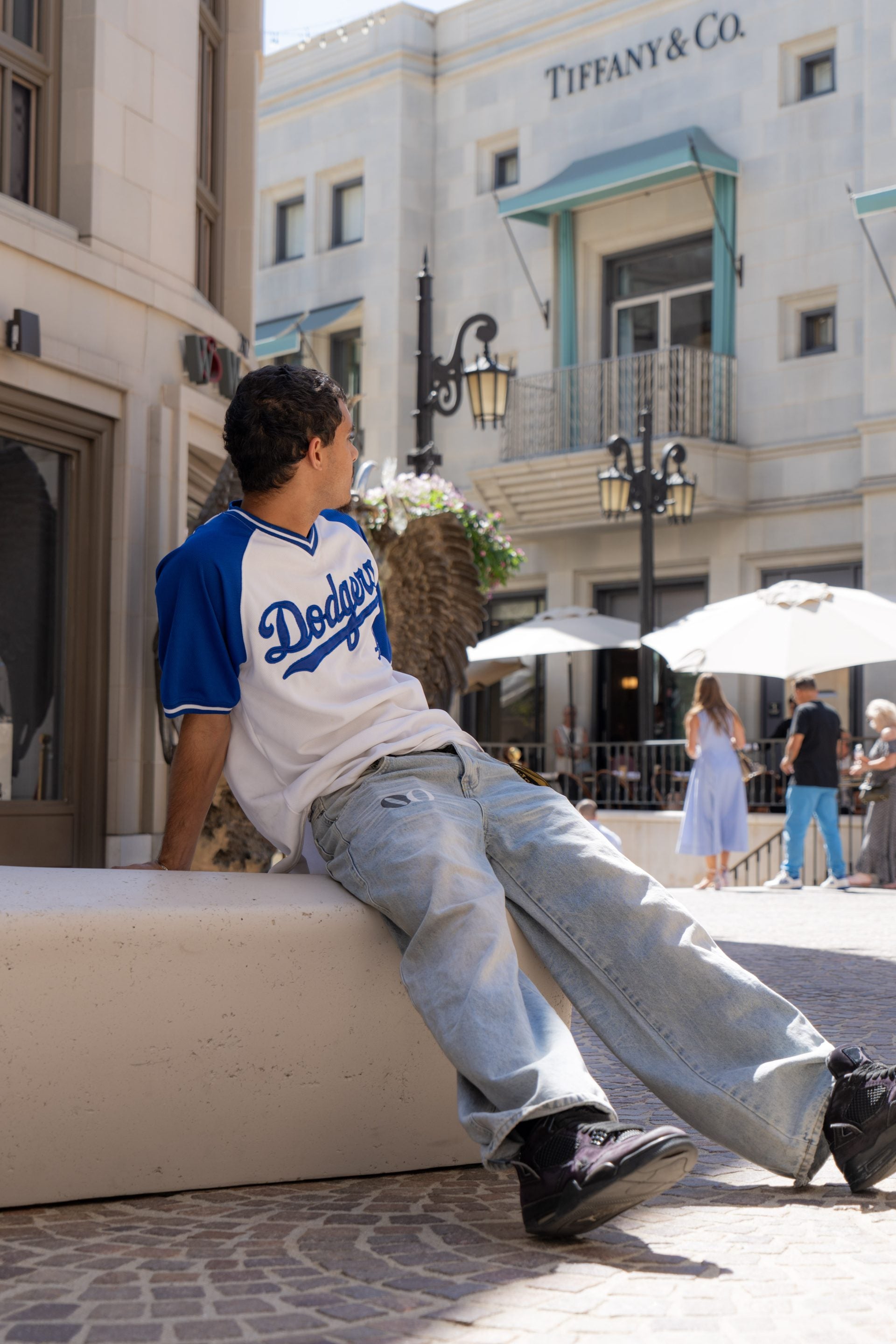 Resting on Rodeo Drive in Wilomina denim