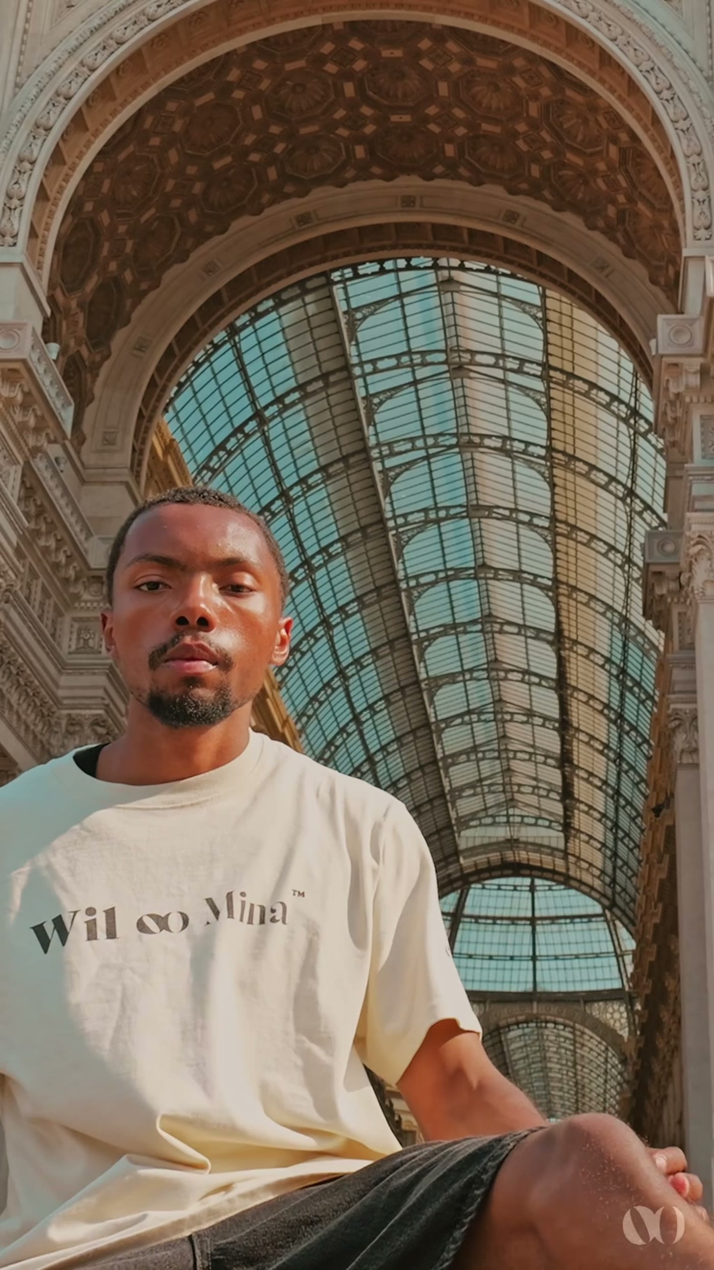 Wilomina in the Galleria, Milano